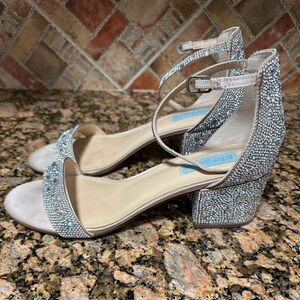 Betsey Johnson Hale Rhinestone Sandals Size 10